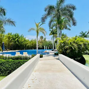 apt-your-luxury-oasis-at-taheima.hotelspuertovallarta.org/
